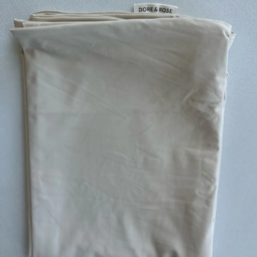 NWT Dore & Rose Aeris Cooling Pillowcase